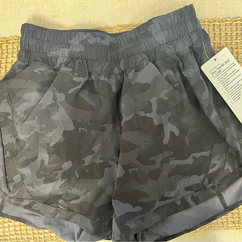 lululemon athletica Women's Gray Camo Athletic Shorts